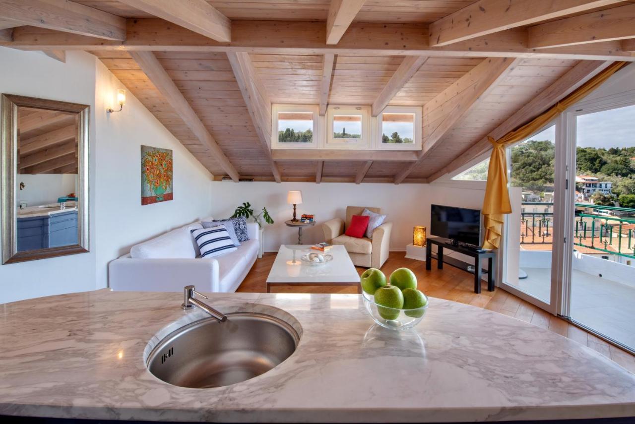 Seaview By Konnect * Lakka (Paxos)
